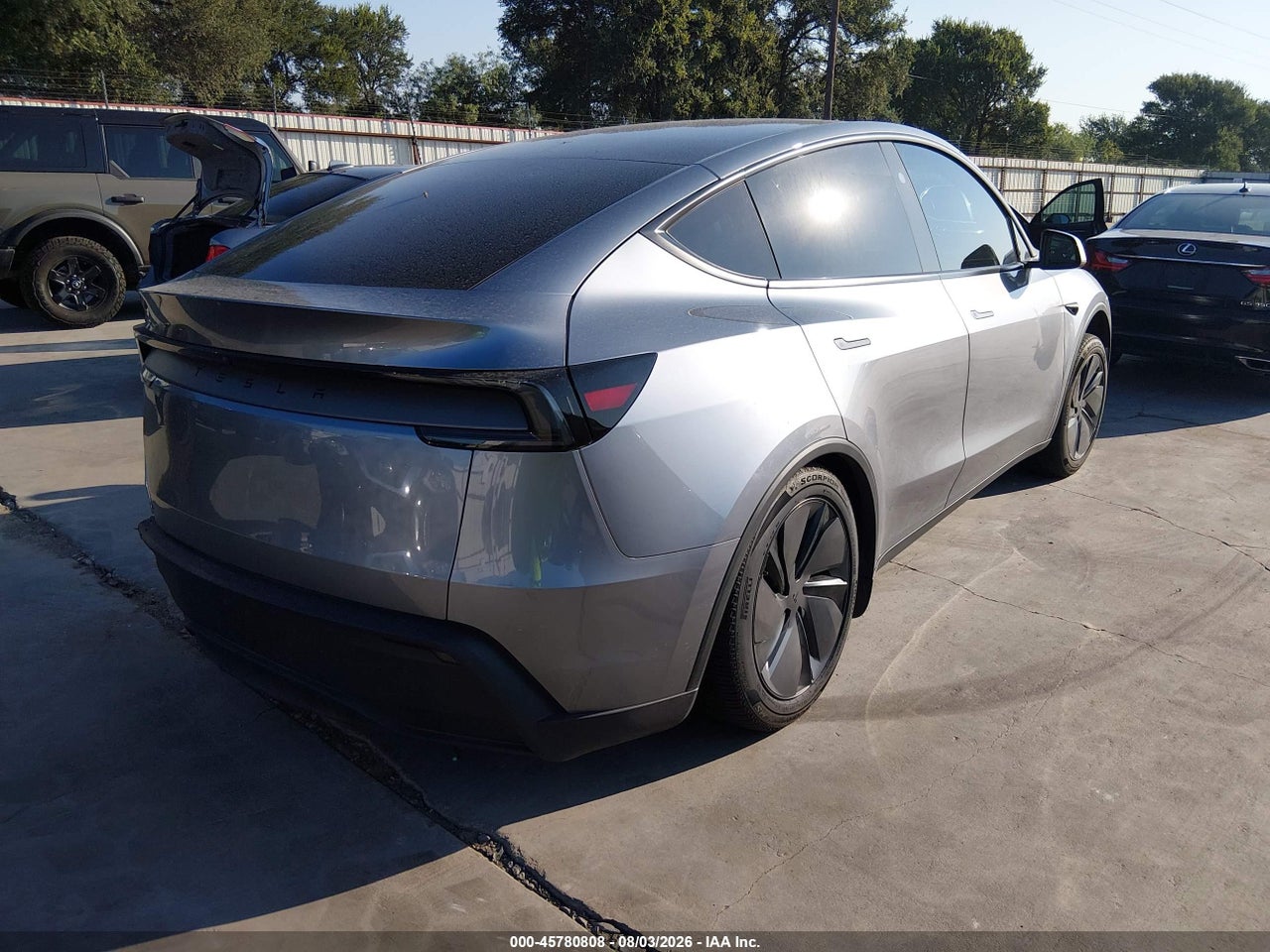 2026 TESLA MODEL Y · 4/11