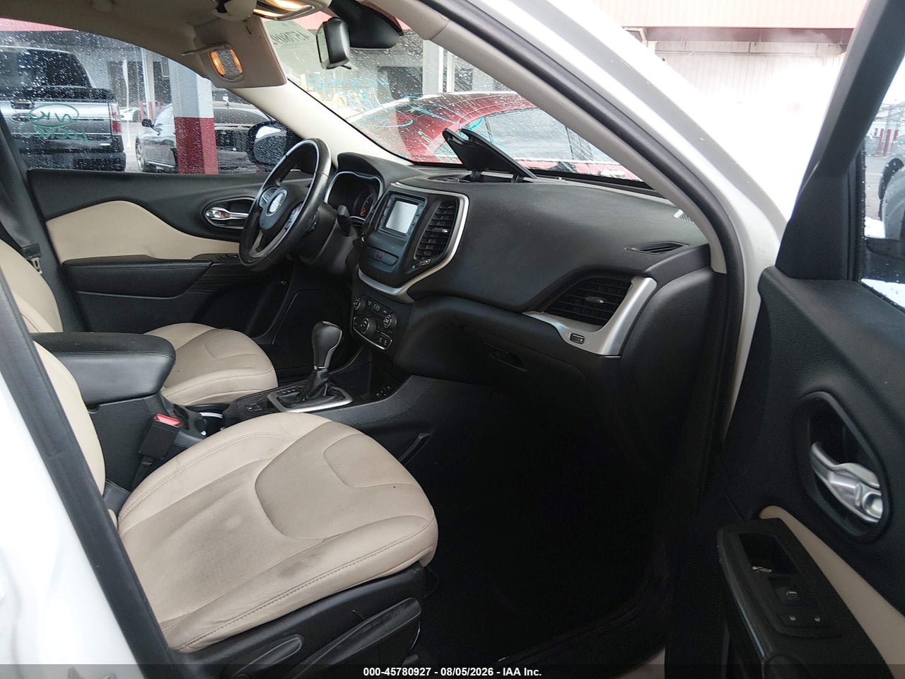 1C4PJLCS7FW****** · 2015 JEEP CHEROKEE LATITUDE · 5/11
