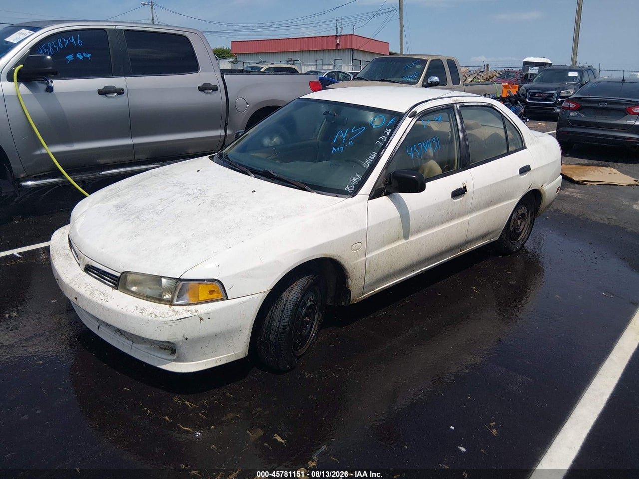 2000 MITSUBISHI MIRAGE DE · 2/11