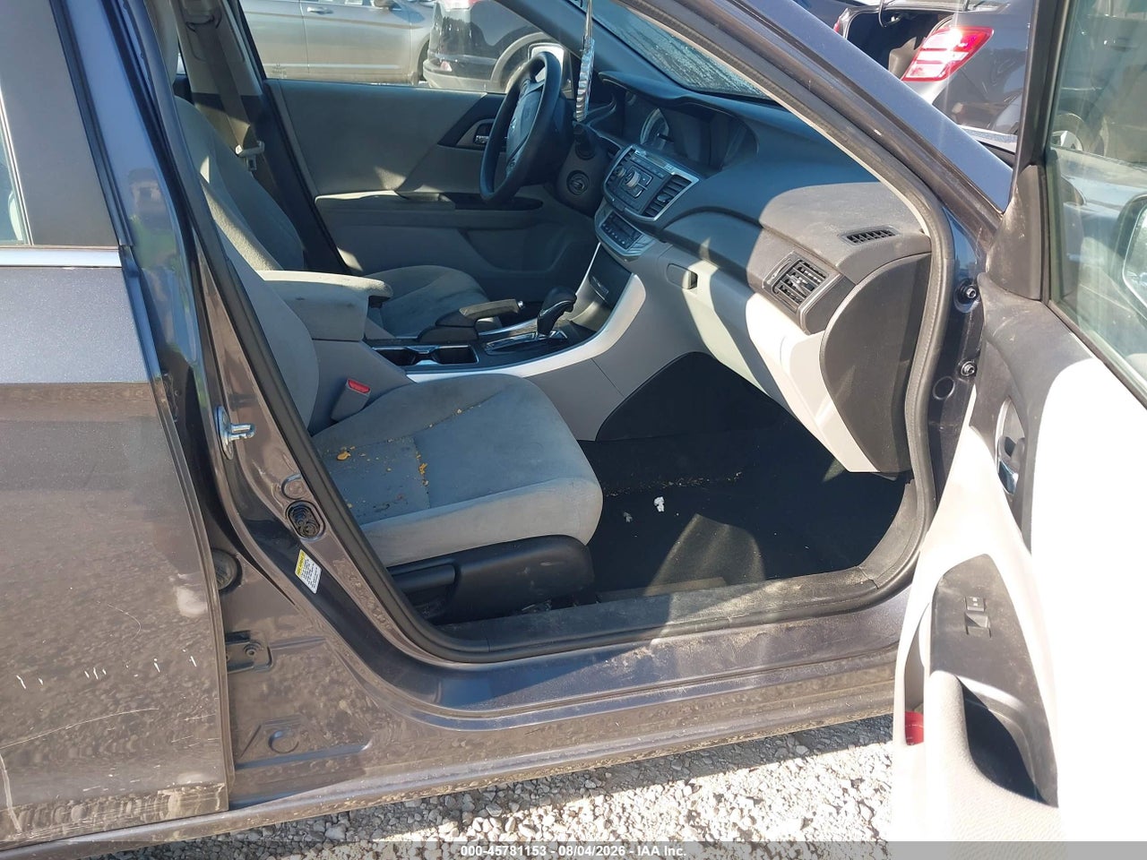 2013 HONDA ACCORD LX · 5/11