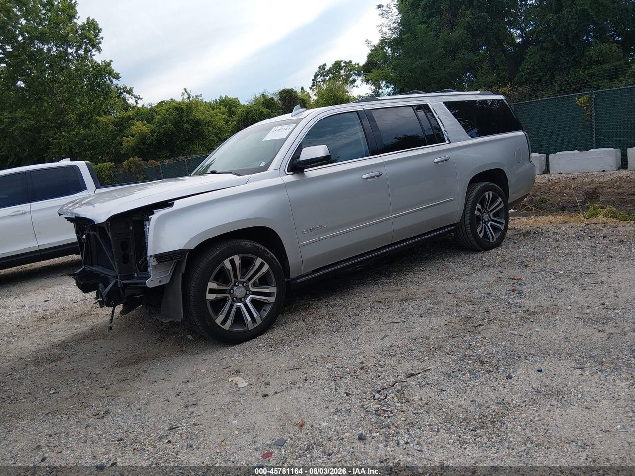 2018 GMC YUKON XL DENALI · 2/11
