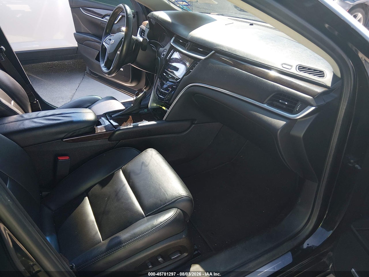 2016 CADILLAC XTS LUXURY COLLECTION · 5/11