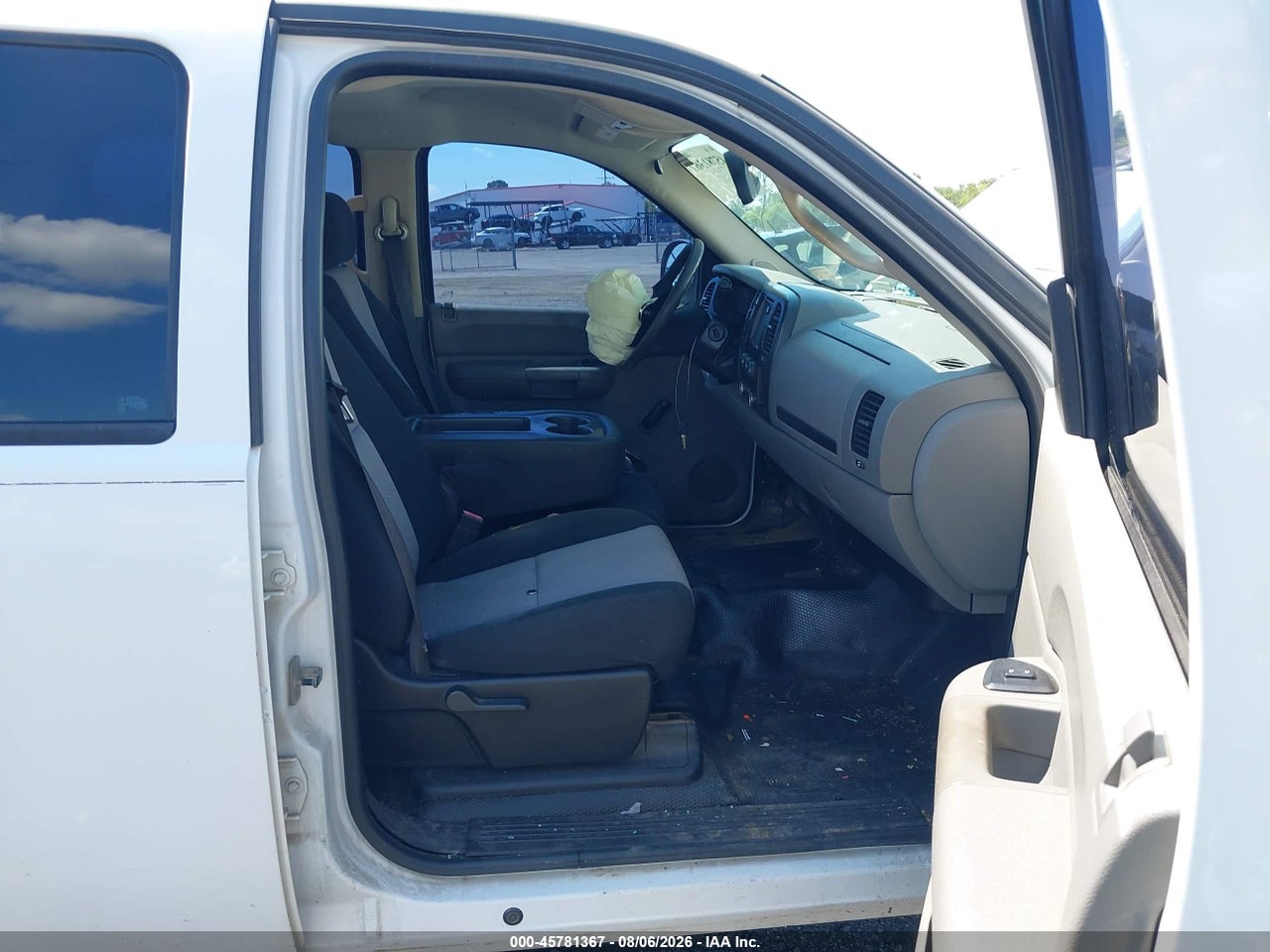 3GTEC13C57G****** · 2007 GMC SIERRA 1500 WORK TRUCK · 5/11