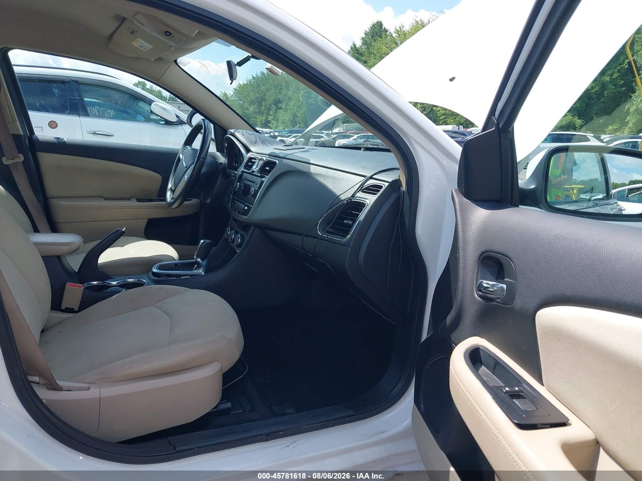2013 CHRYSLER 200 TOURING · 5/11