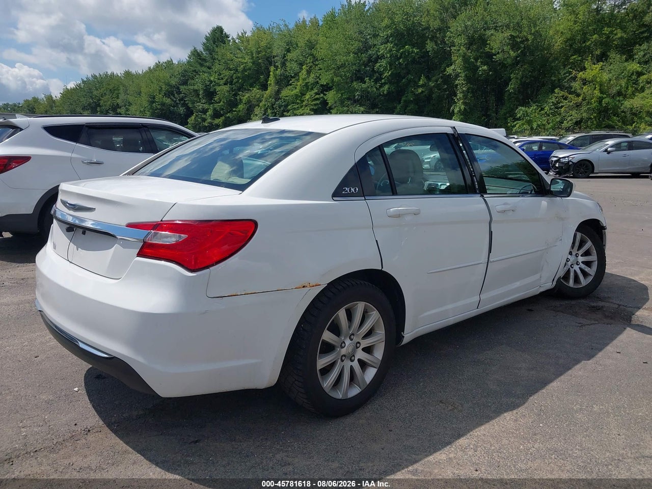 2013 CHRYSLER 200 TOURING · 4/11