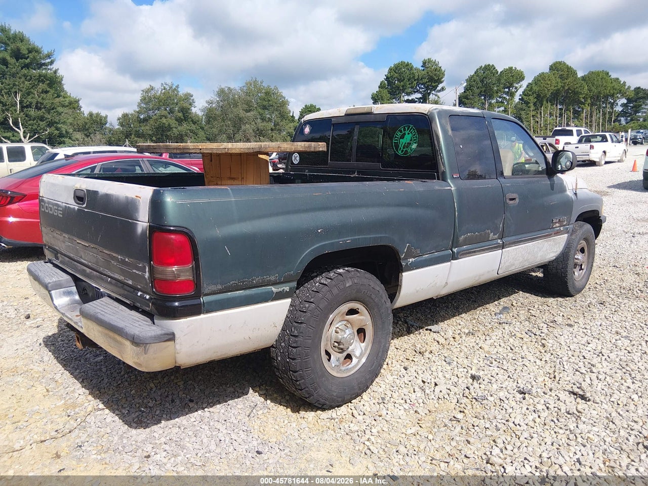 2001 DODGE RAM 1500 ST · 4/11