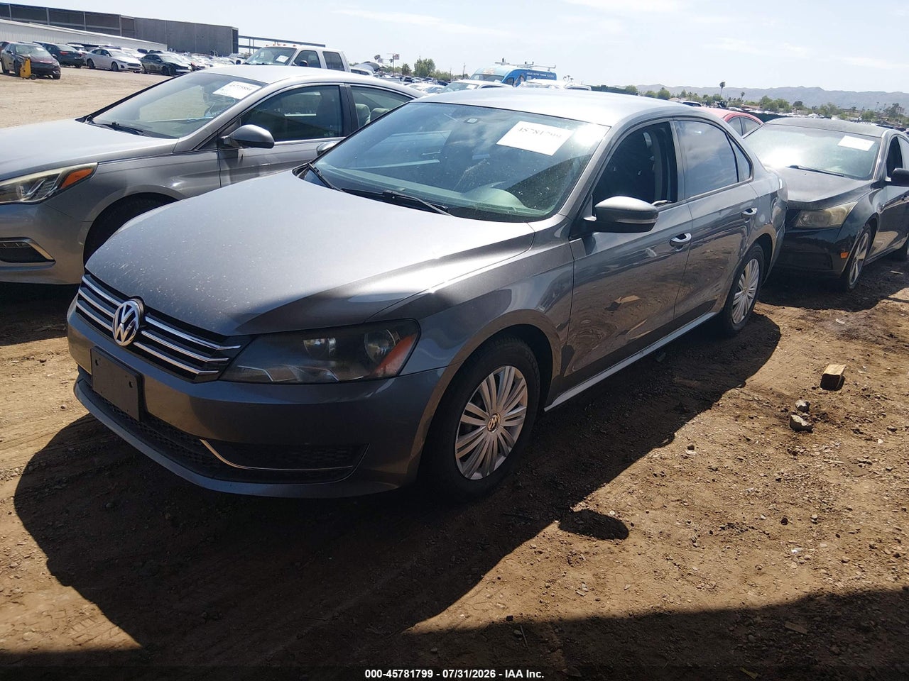 2015 VOLKSWAGEN PASSAT 1.8T S · 2/11