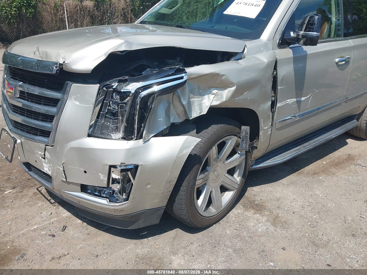 2017 CADILLAC ESCALADE LUXURY · 6/11
