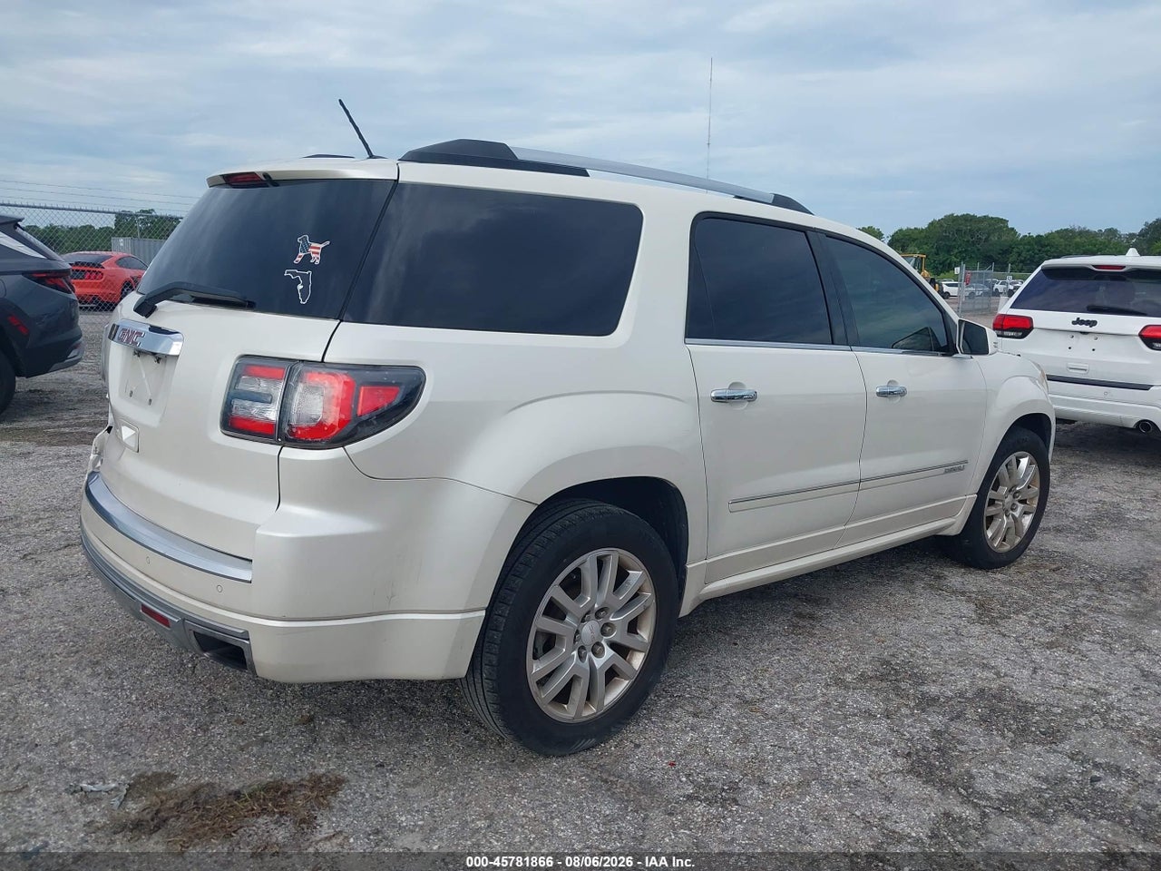 2015 GMC ACADIA DENALI · 4/11