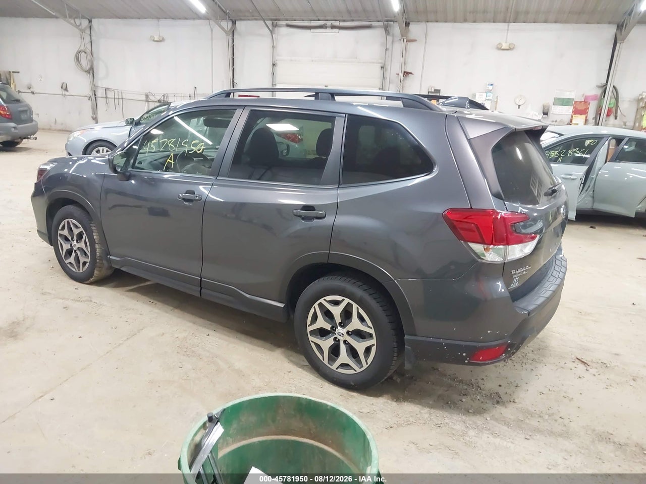 2020 SUBARU FORESTER PREMIUM · 3/11