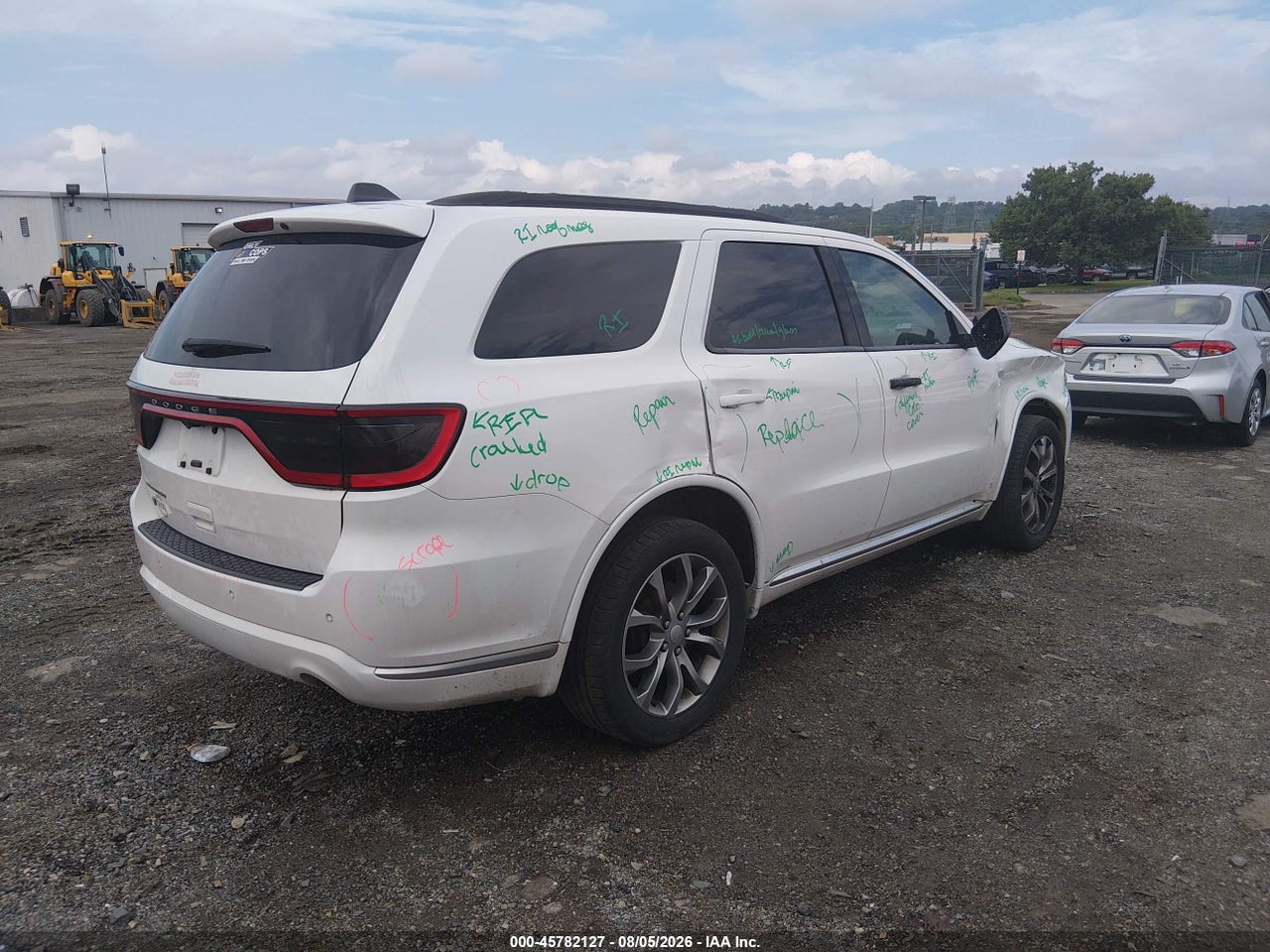 2018 DODGE DURANGO SXT AWD · 4/11