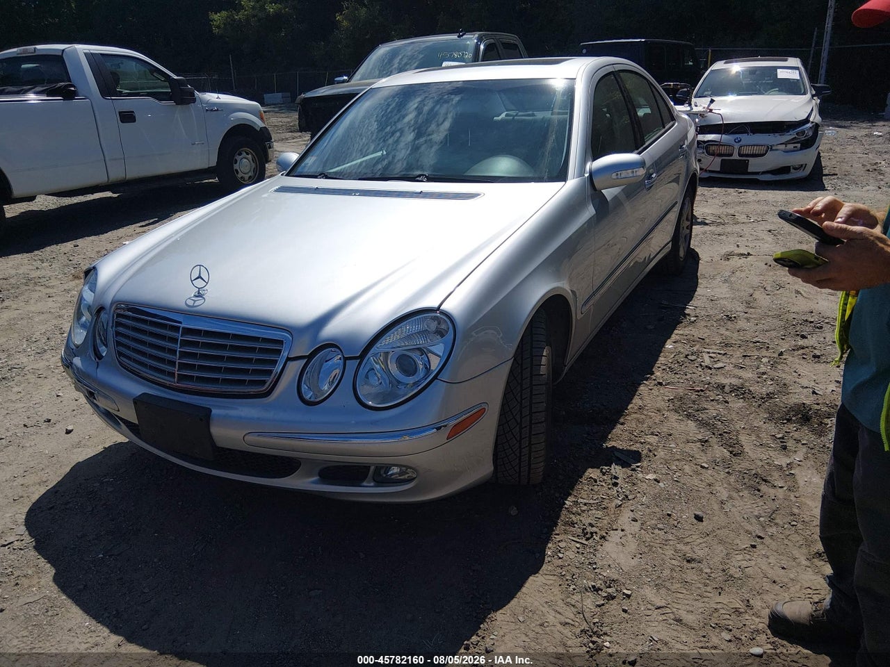 2005 MERCEDES-BENZ E 320 4MATIC · 2/11