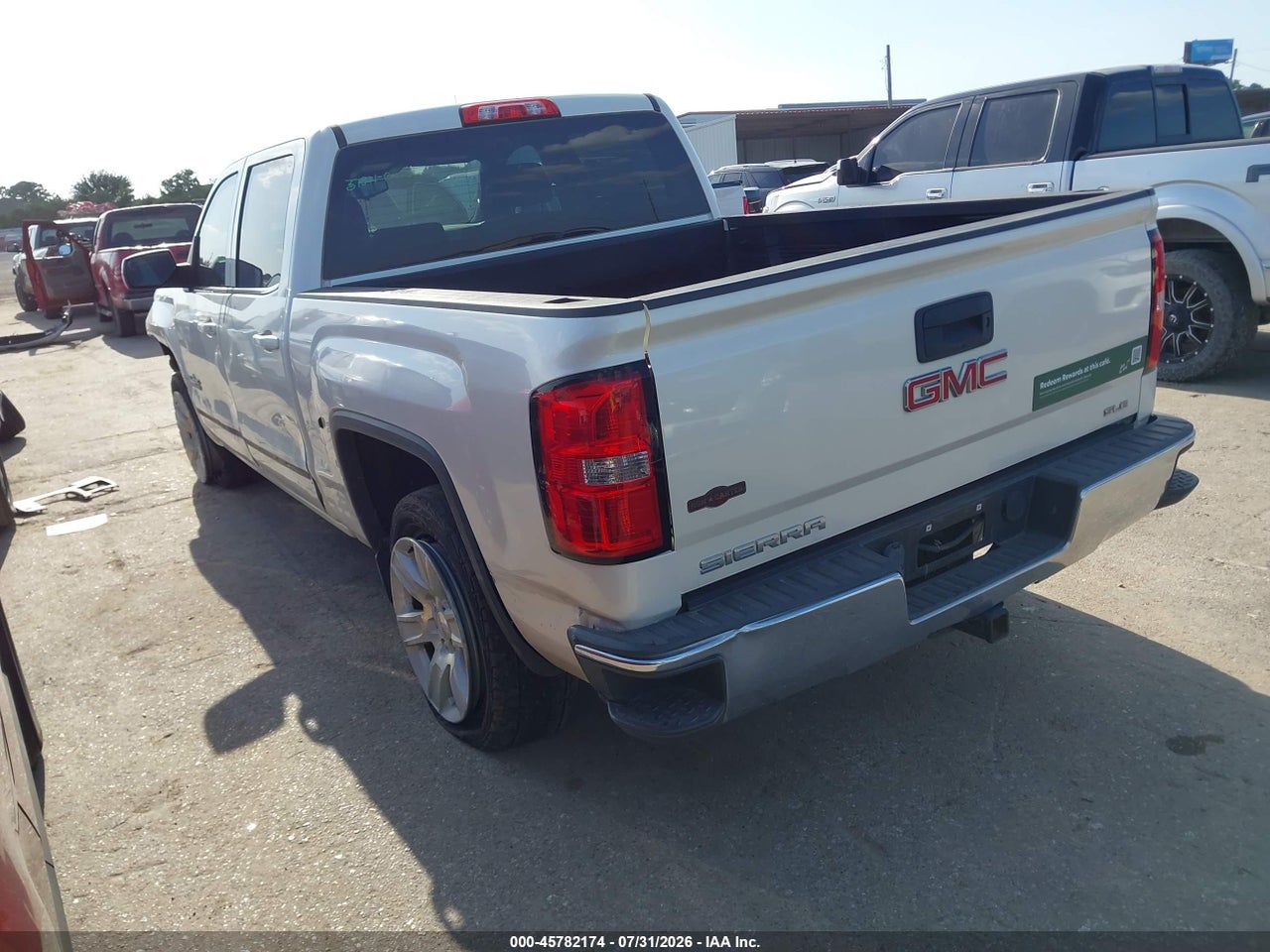 2015 GMC SIERRA 1500 SLE · 3/6