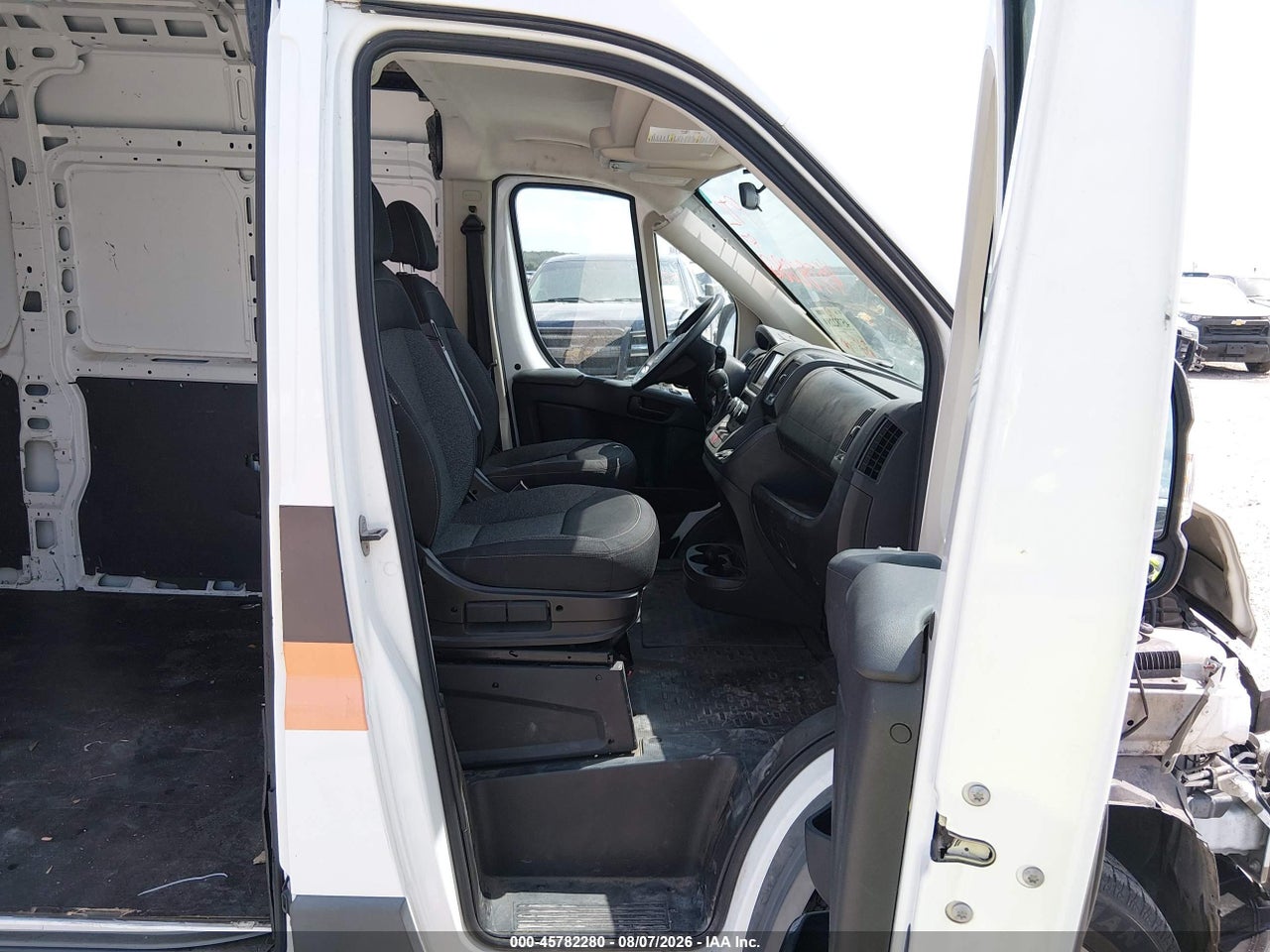2014 RAM PROMASTER 2500 HIGH ROOF · 5/11