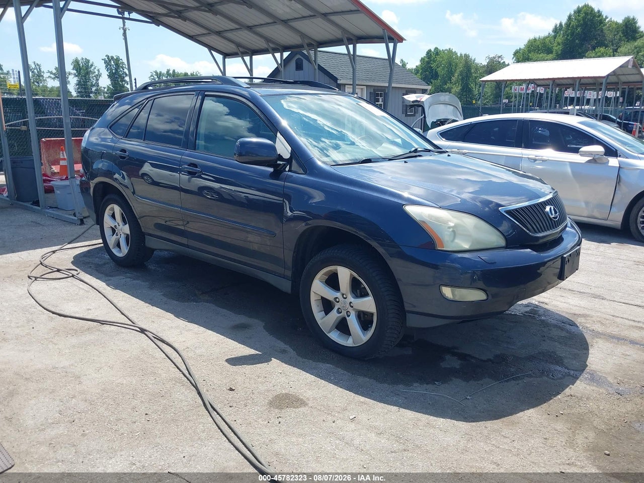 2T2HA31U64C****** · 2004 LEXUS RX 330