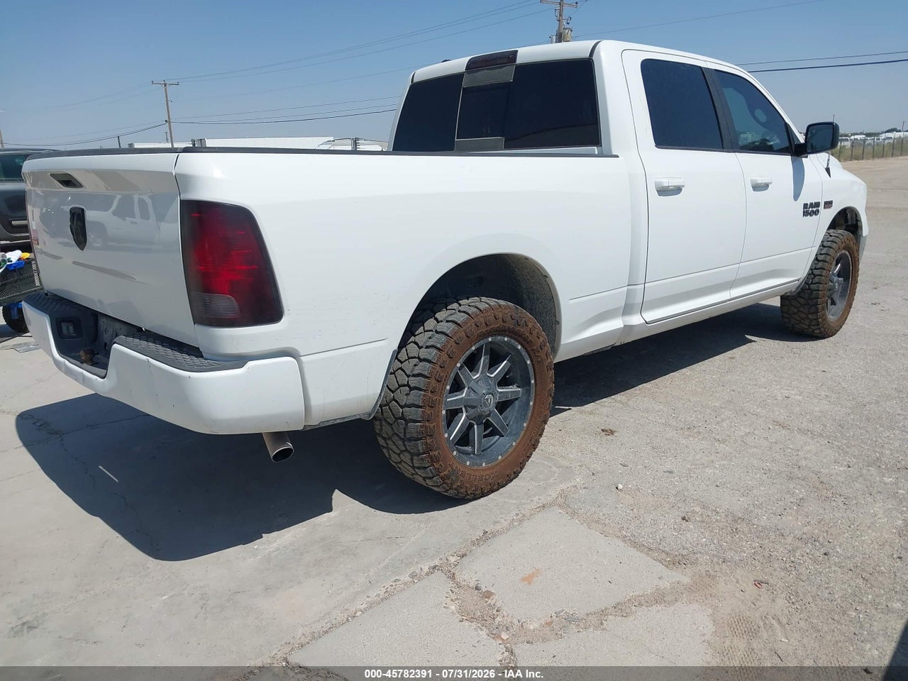 2019 RAM 1500 CLASSIC SLT  4X2 6'4 BOX · 4/11