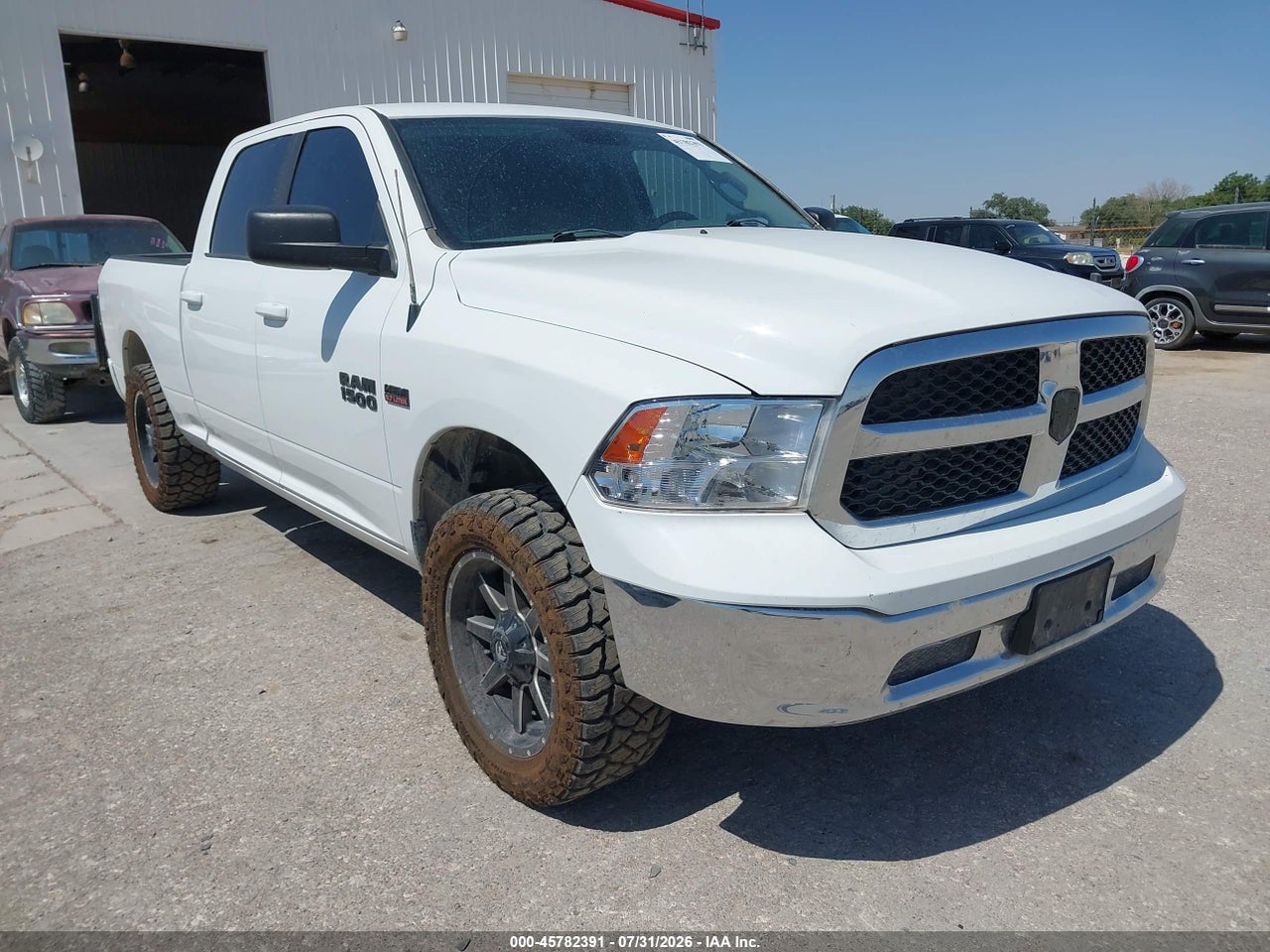 2019 RAM 1500 CLASSIC SLT  4X2 6'4 BOX