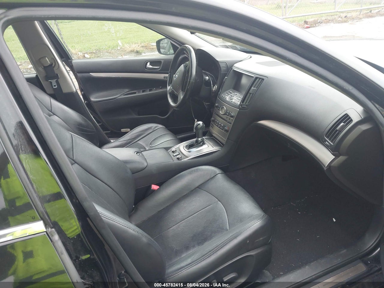 2010 INFINITI G37X · 5/11