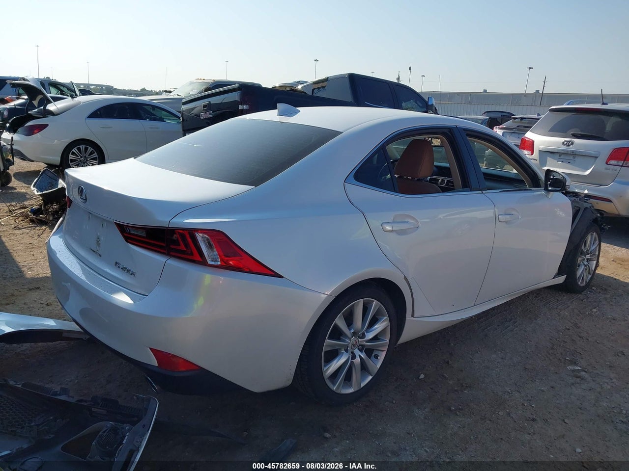 2016 LEXUS IS 200T · 4/11