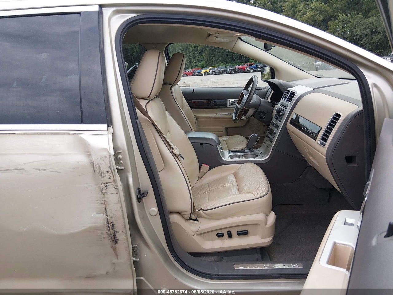 2010 LINCOLN MKX   · 5/11