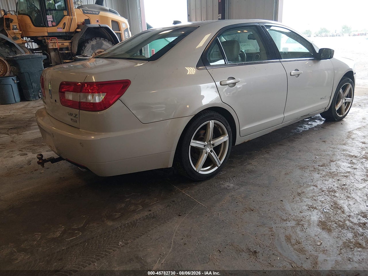 2008 LINCOLN MKZ · 4/11