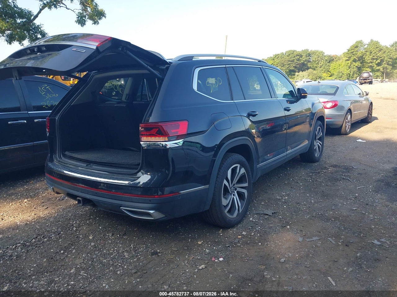 2021 VOLKSWAGEN ATLAS 3.6L V6 SEL PREMIUM · 4/10