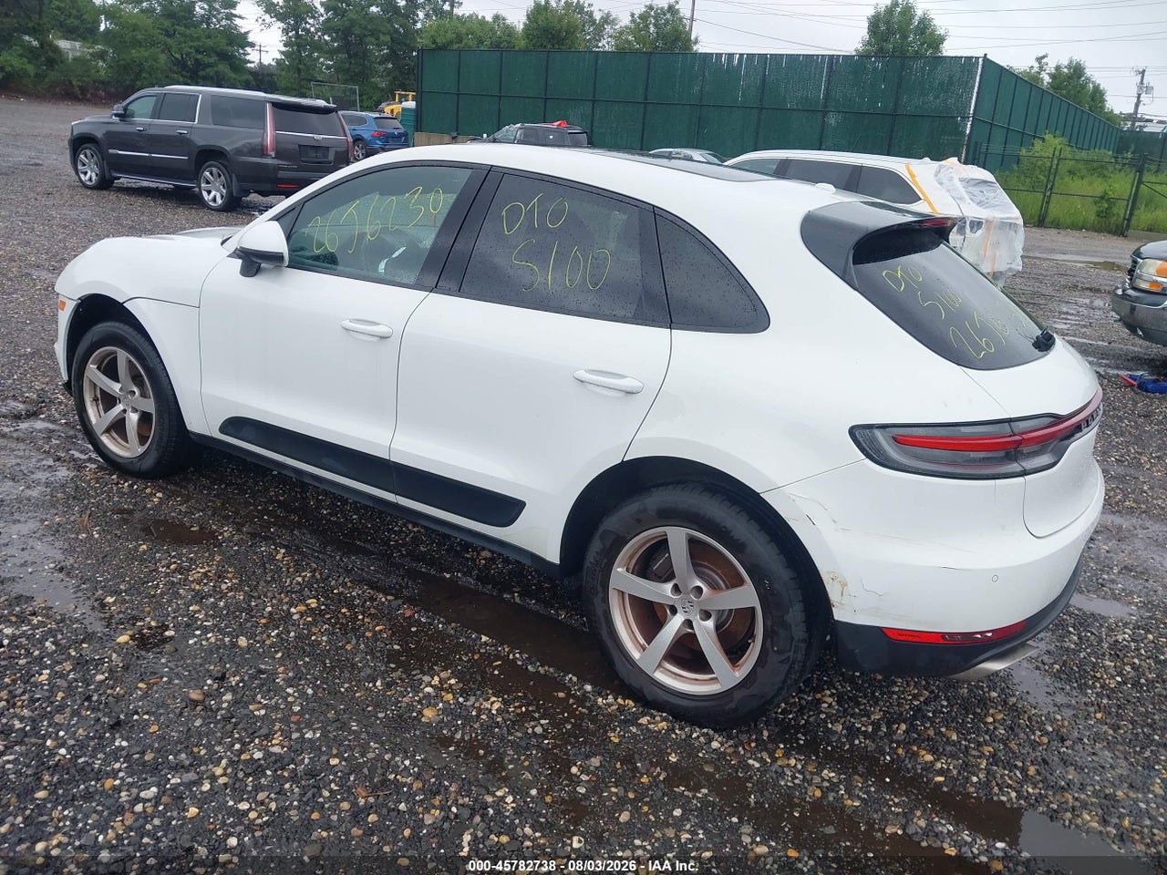 2020 PORSCHE MACAN   · 3/4