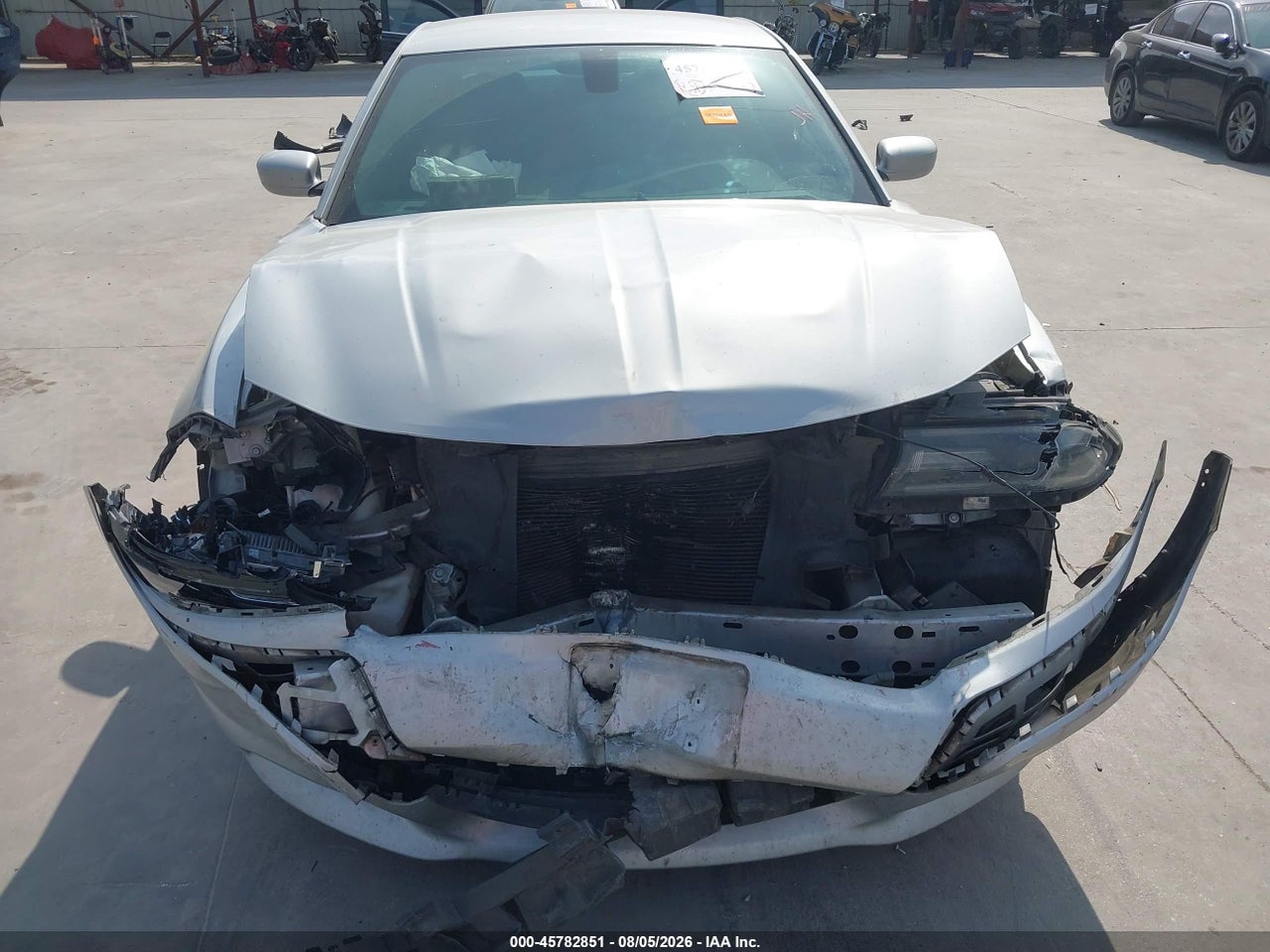 2020 DODGE CHARGER SXT RWD · 6/11