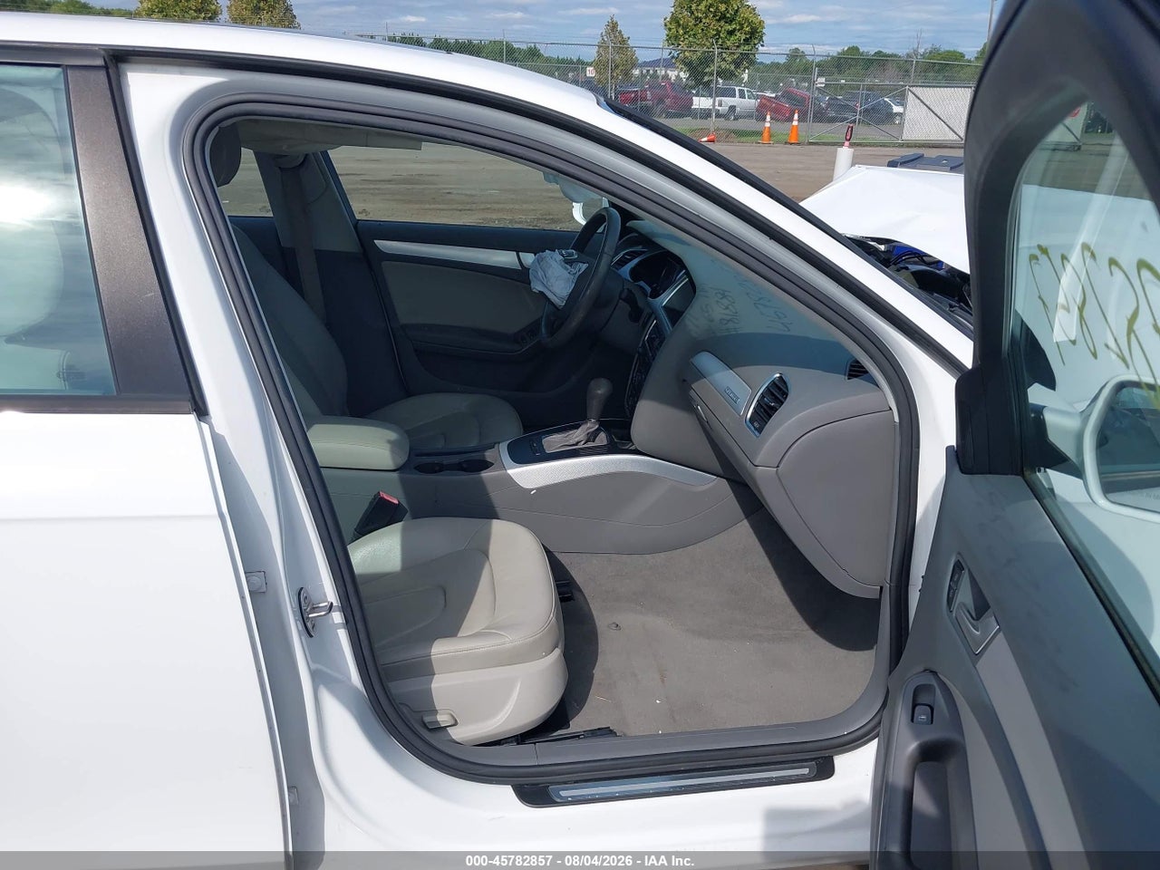 WAUBFAFL5CN****** · 2012 AUDI A4 2.0T PREMIUM · 5/11
