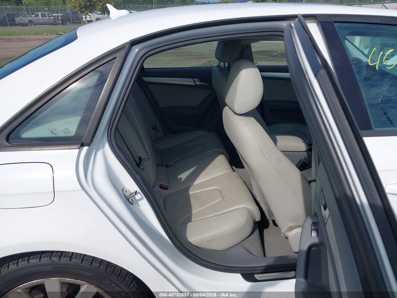 WAUBFAFL5CN****** · 2012 AUDI A4 2.0T PREMIUM · 8/11