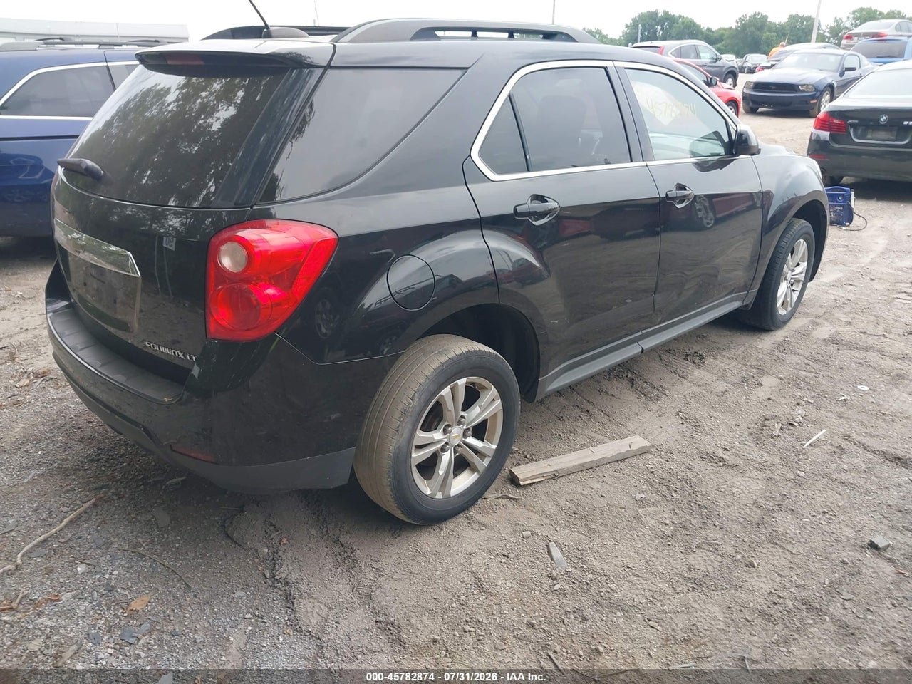 2015 CHEVROLET EQUINOX LT · 4/11