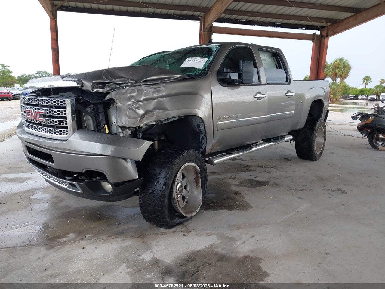 2012 GMC SIERRA 2500HD DENALI · 2/11