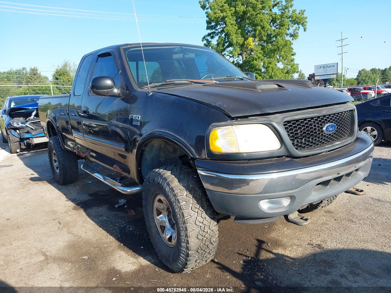 1FTPX18L6YN****** · 2000 FORD F-150 LARIAT/WORK SERIES/XL/XLT