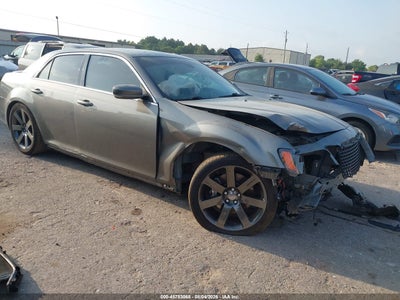2012 CHRYSLER 300 SRT8
