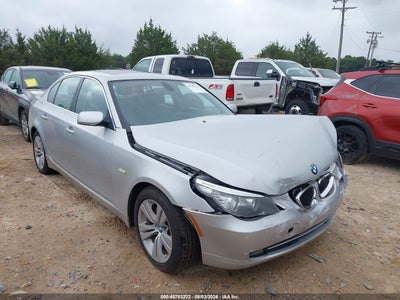 2010 BMW 528I