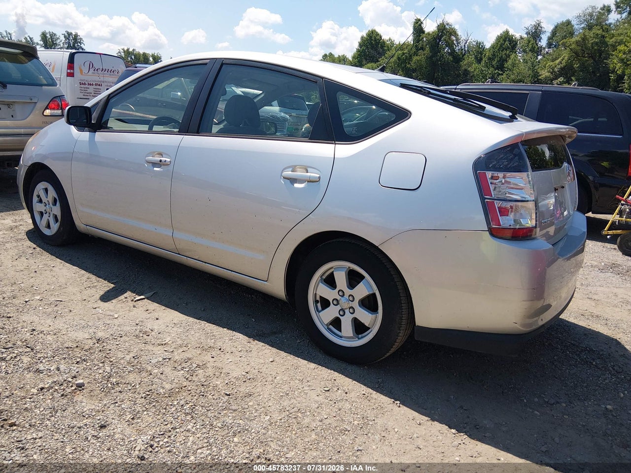 2004 TOYOTA PRIUS   · 3/10