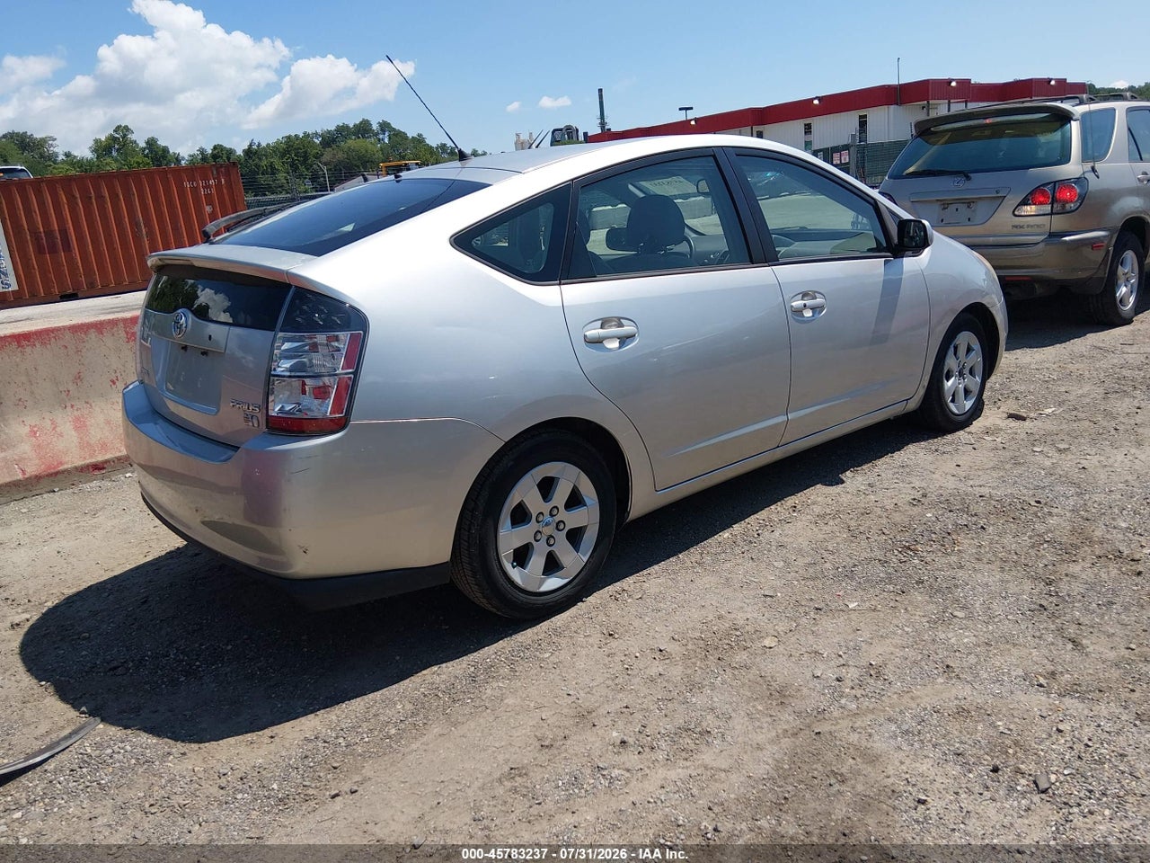 2004 TOYOTA PRIUS   · 4/10
