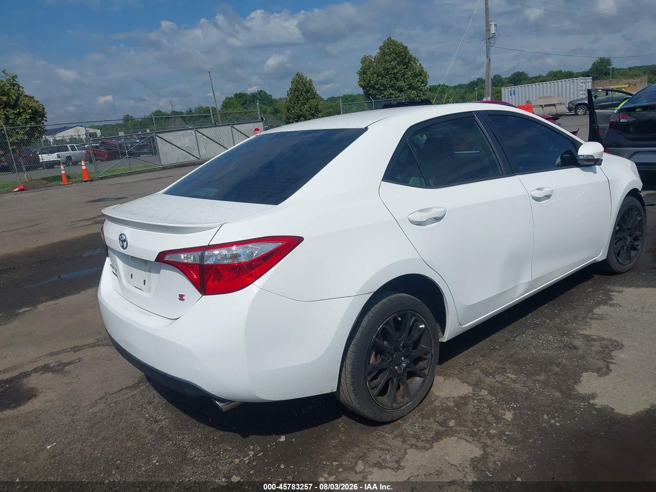 2016 TOYOTA COROLLA S W/SPECIAL EDITION PKG · 4/10