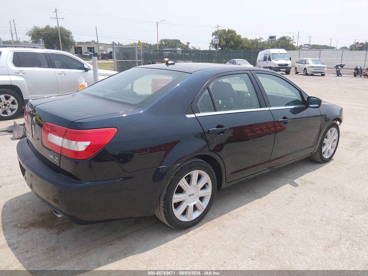 2008 LINCOLN MKZ · 4/11