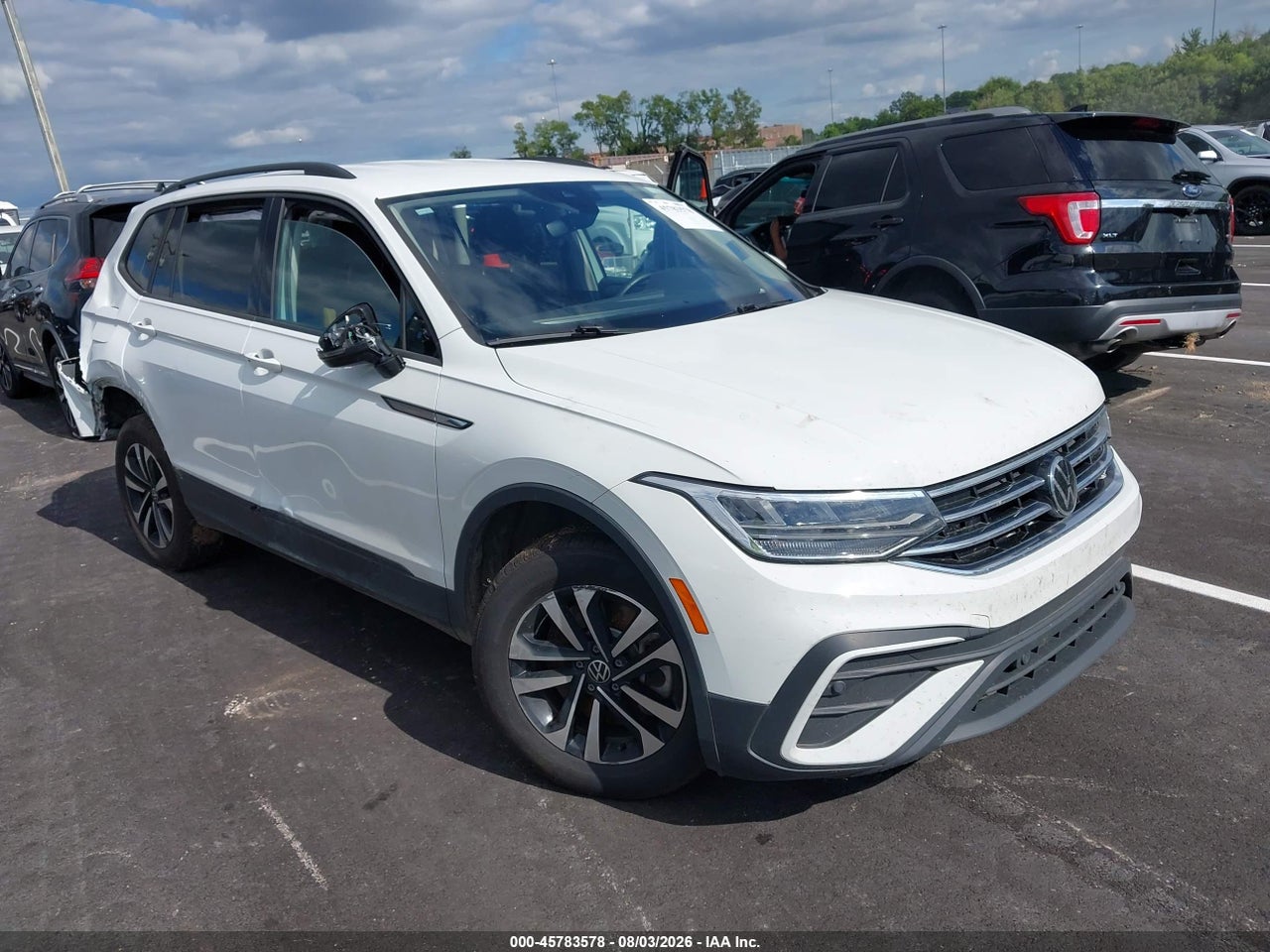 3VVRB7AX7RM****** · 2024 VOLKSWAGEN TIGUAN 2.0T S