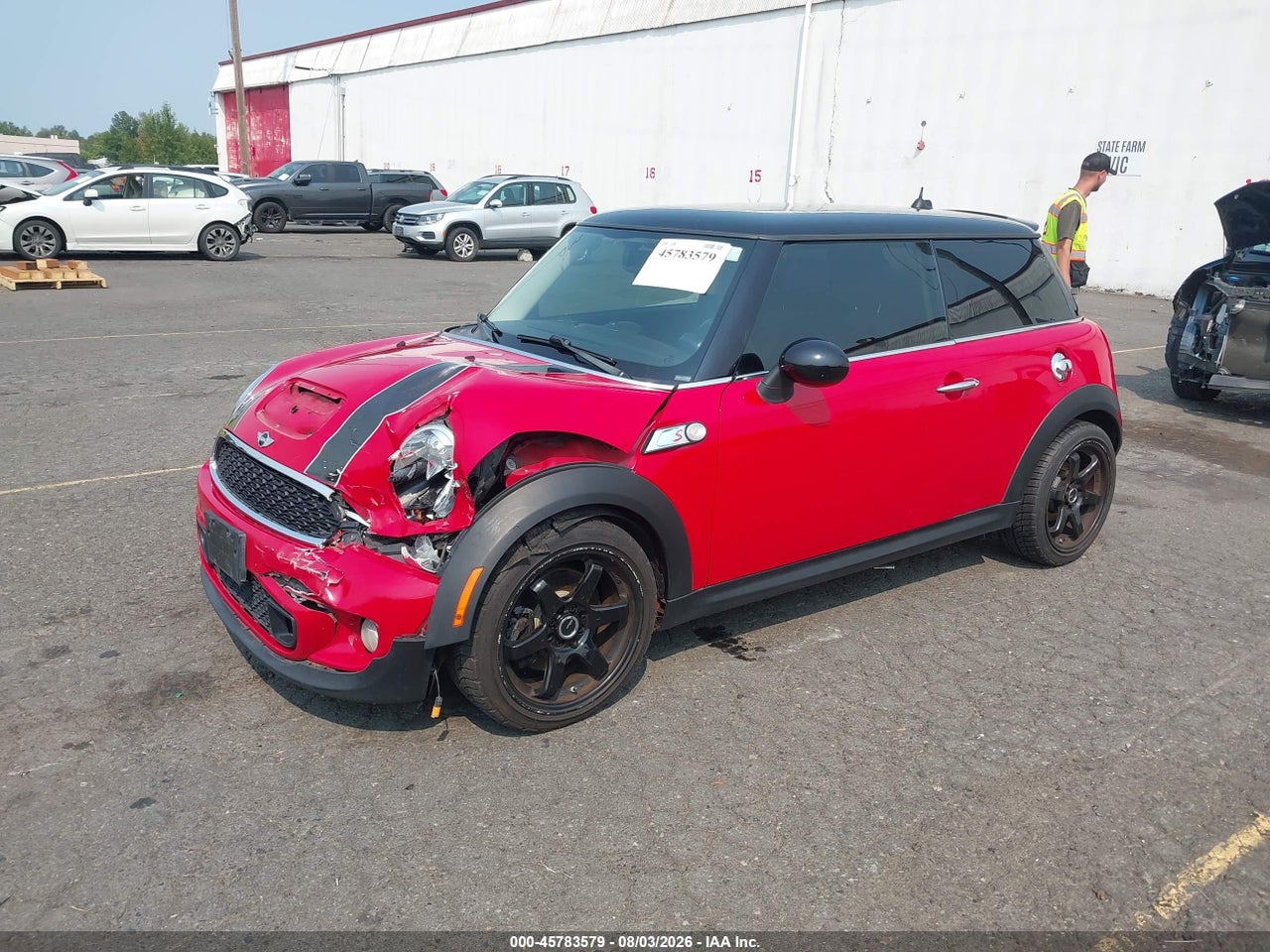 2012 MINI COOPER S · 2/11