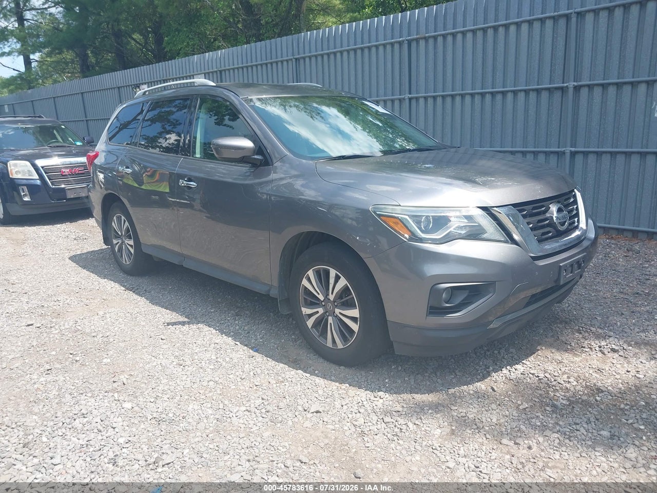5N1DR2MM0HC****** · 2017 NISSAN PATHFINDER SV