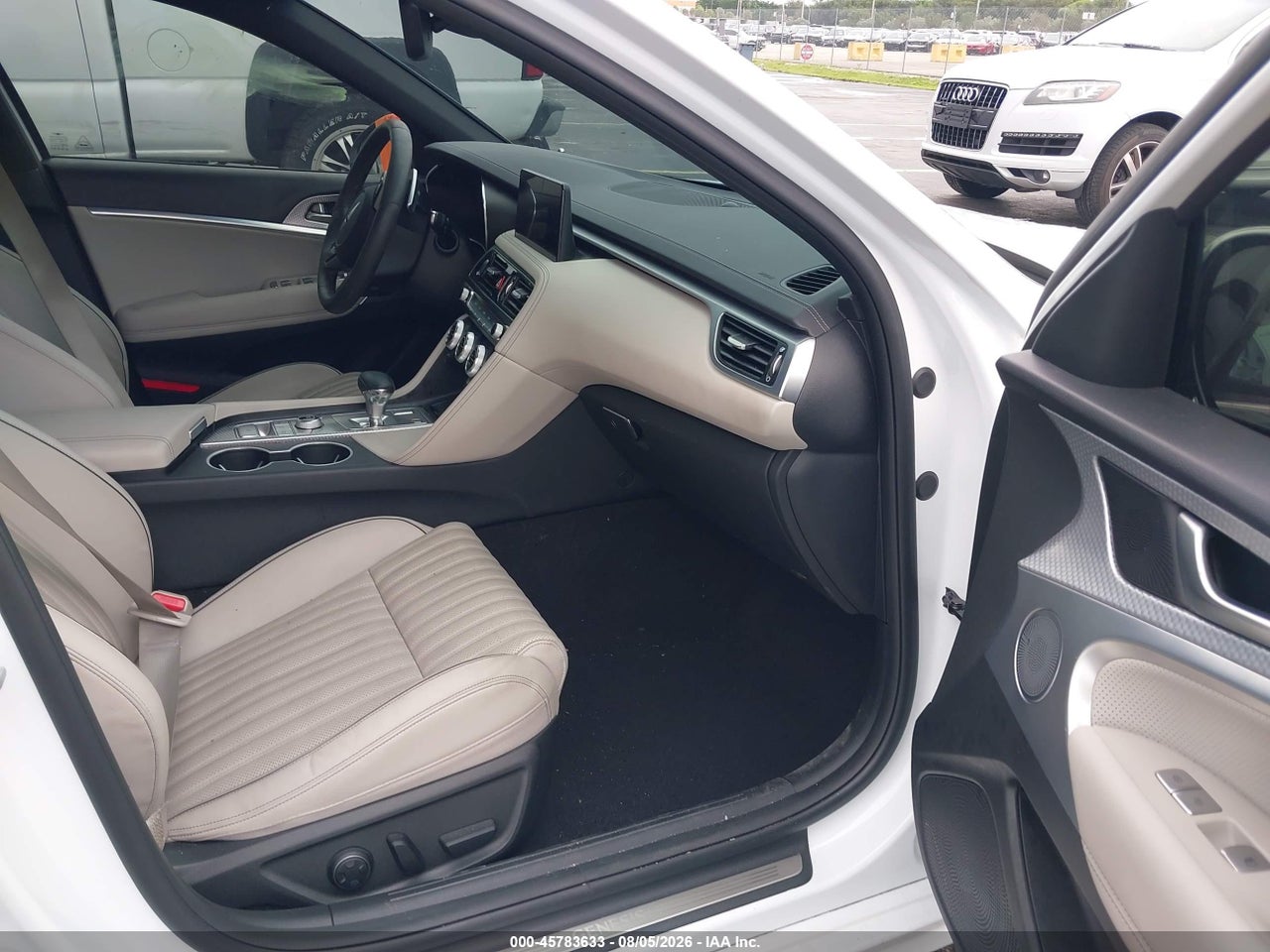 2023 GENESIS G70 2.0T RWD · 5/11