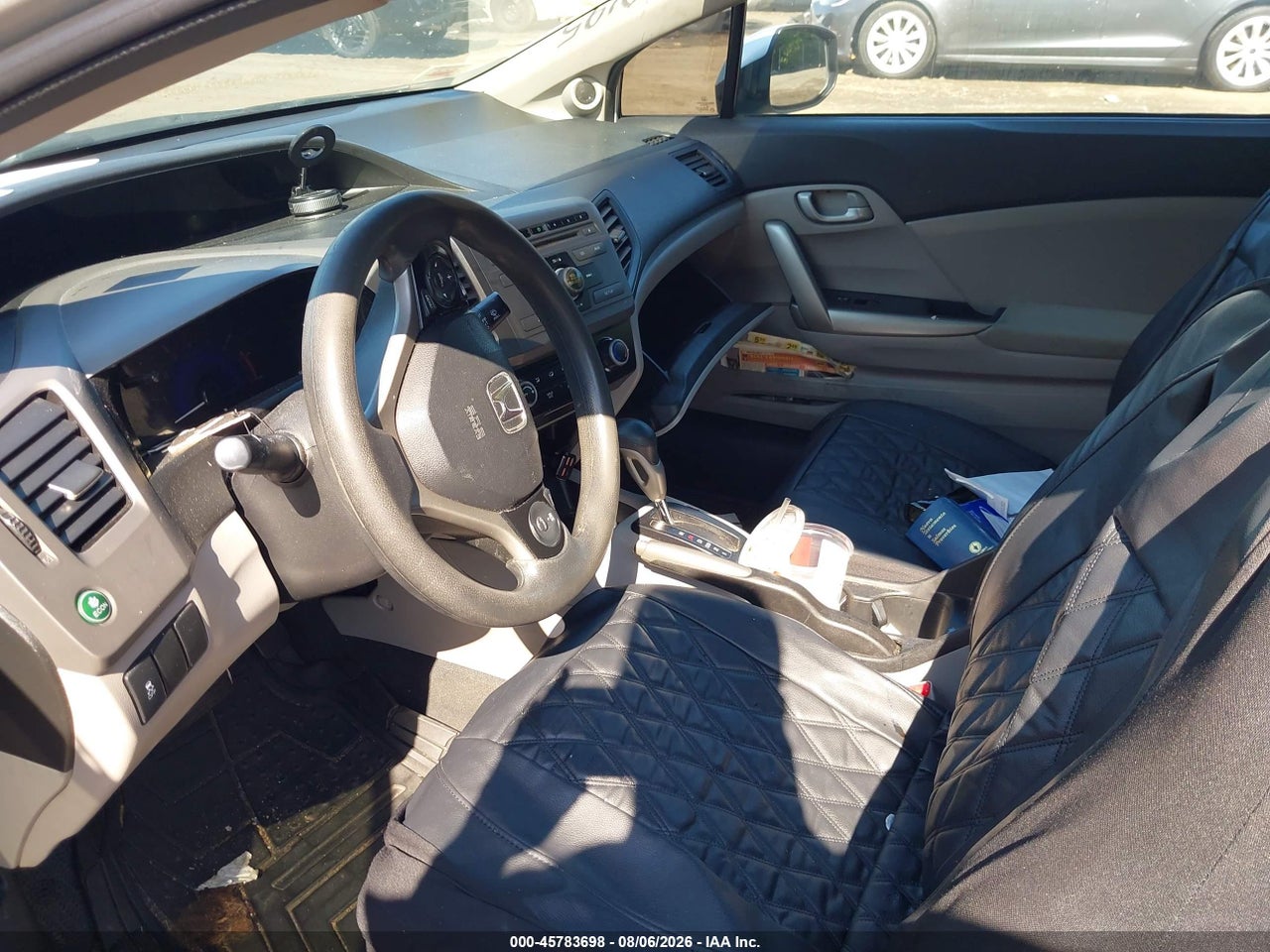 2012 HONDA CIVIC LX · 5/10