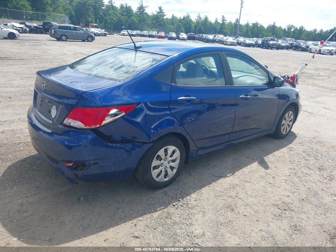 2016 HYUNDAI ACCENT SE · 4/11
