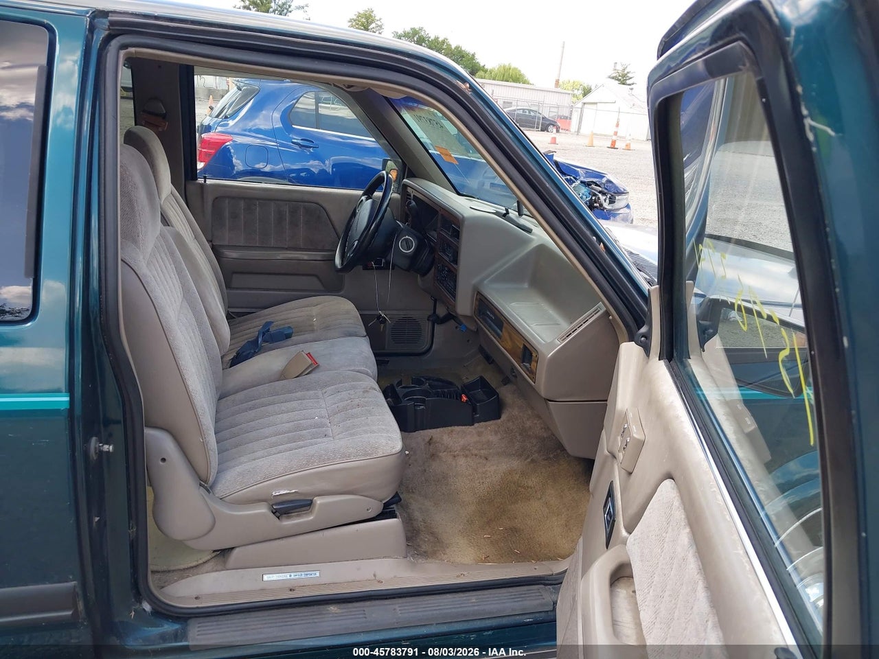 1994 DODGE DAKOTA   · 5/11