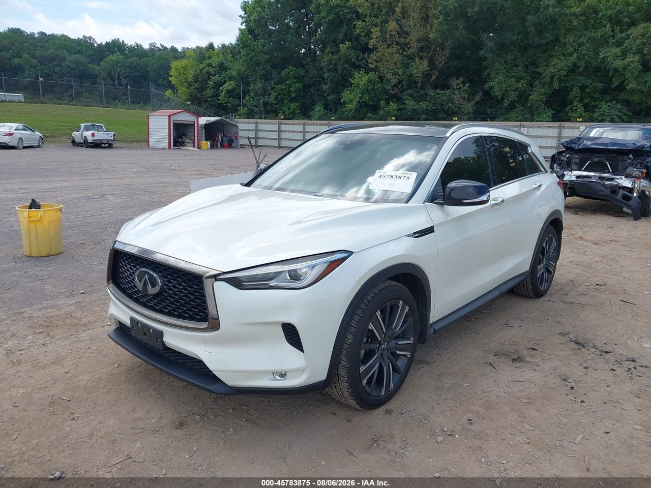 2021 INFINITI QX50 LUXE · 2/11