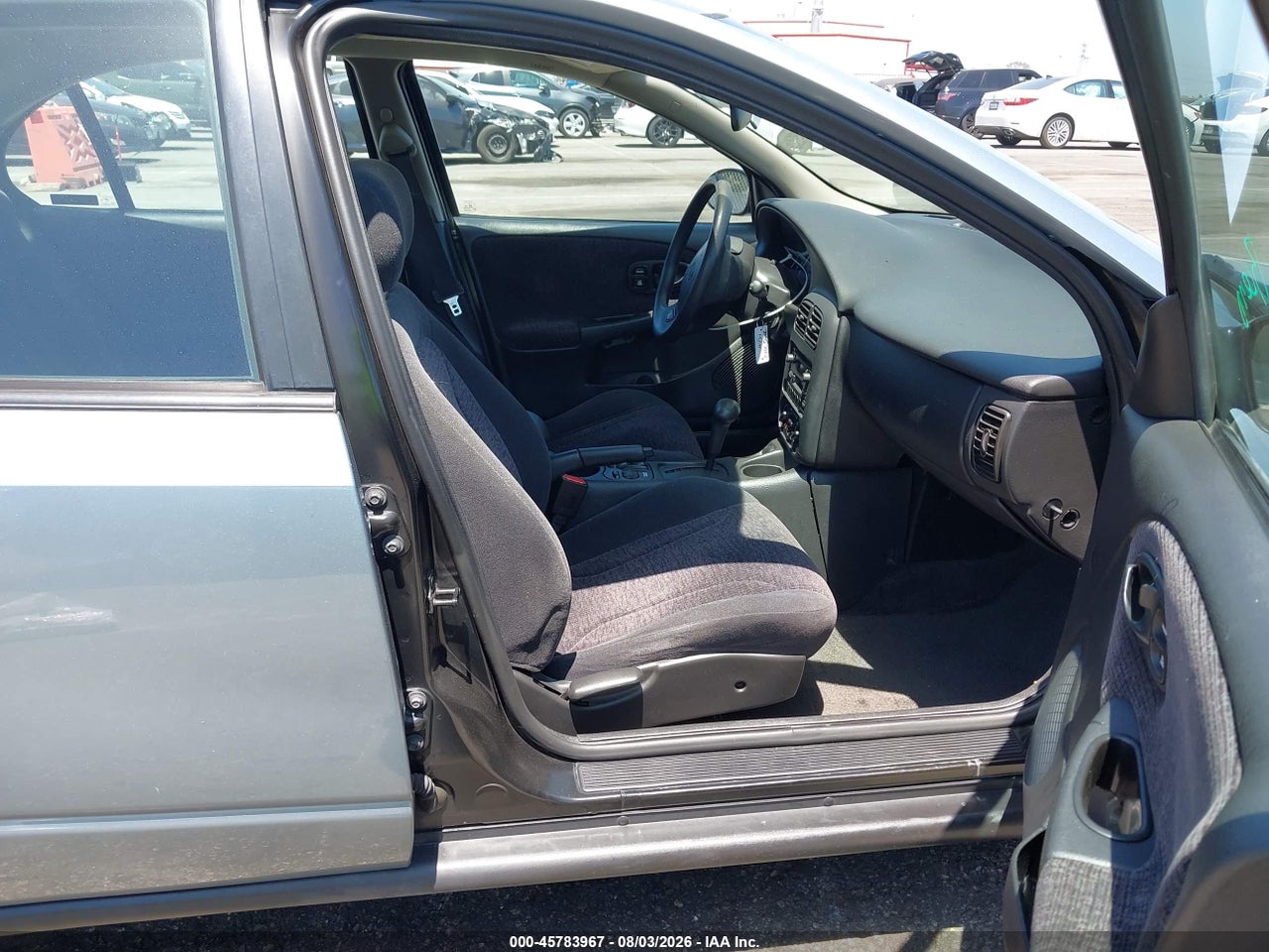 2002 SATURN S-SERIES SL2 · 5/11