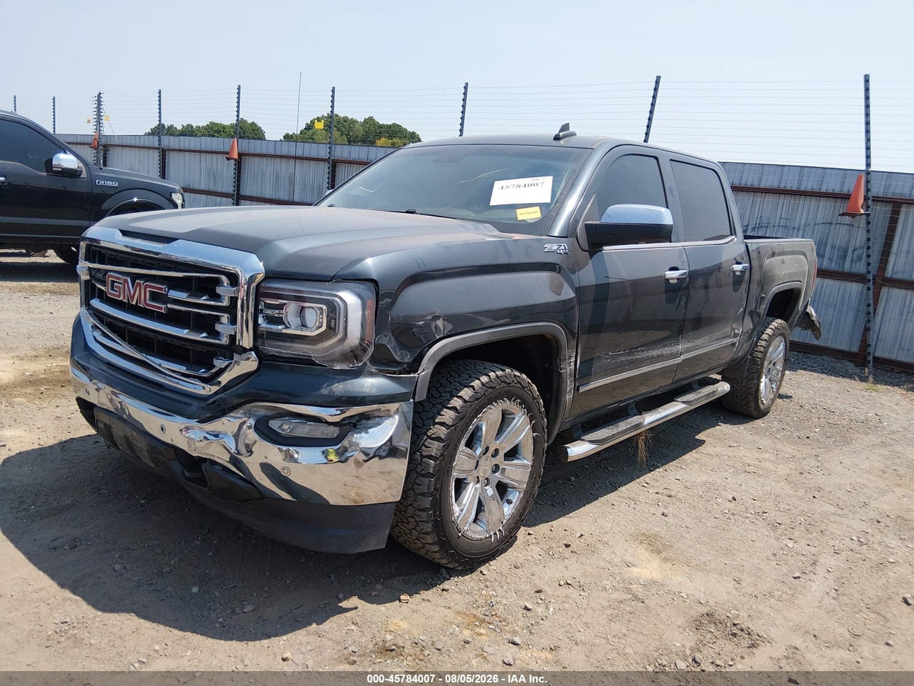 2018 GMC SIERRA 1500 SLT · 2/11