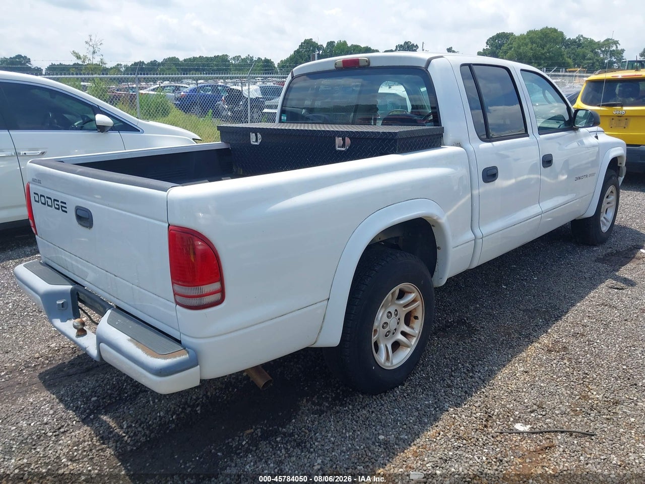 2002 DODGE DAKOTA SPORT · 4/11